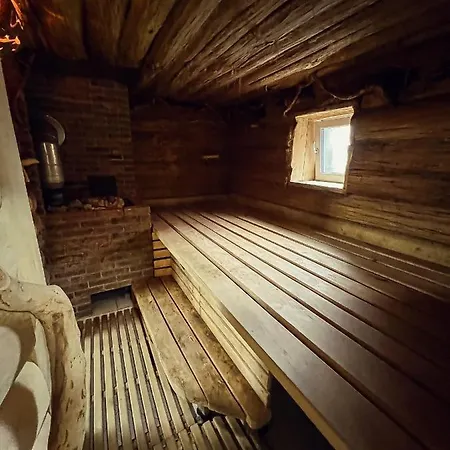 Gorodok Lodge Myhowe