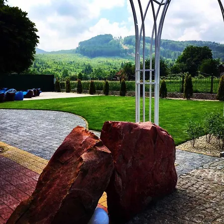 Gorodok Lodge Myhowe