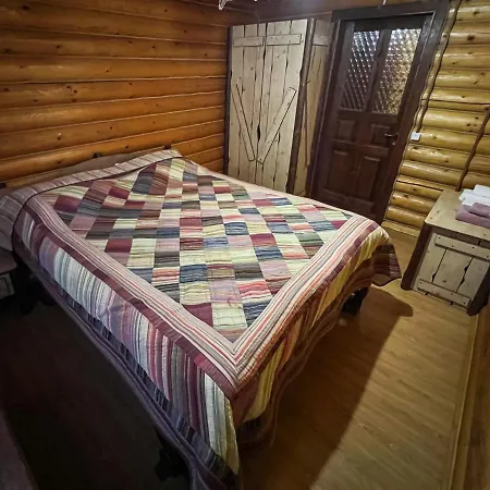 Alojamento de Turismo Selvagem Gorodok